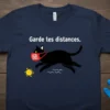 Garde tes distances SUPER CHAT MASQUÉ detailed graphic design printed on comfortable cotton t-shirt