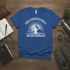Todo Lo Puedo En Cristo Que Me Fortalece Spanish Christian T-Shirt with mountain and sunburst graphic