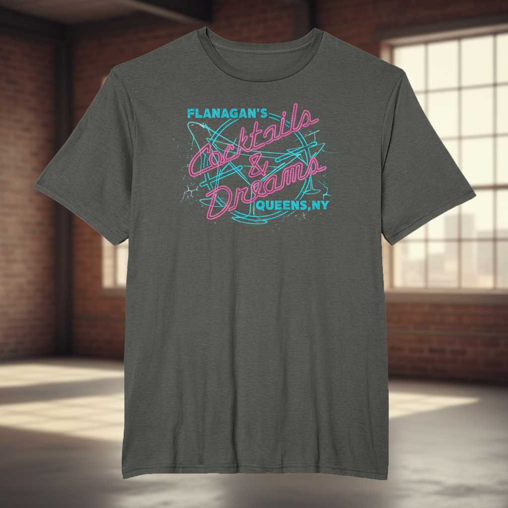 Flanagans Cocktails & Dreams Queens, NY Retro Vintage 80s T-Shirt Graphic Tee